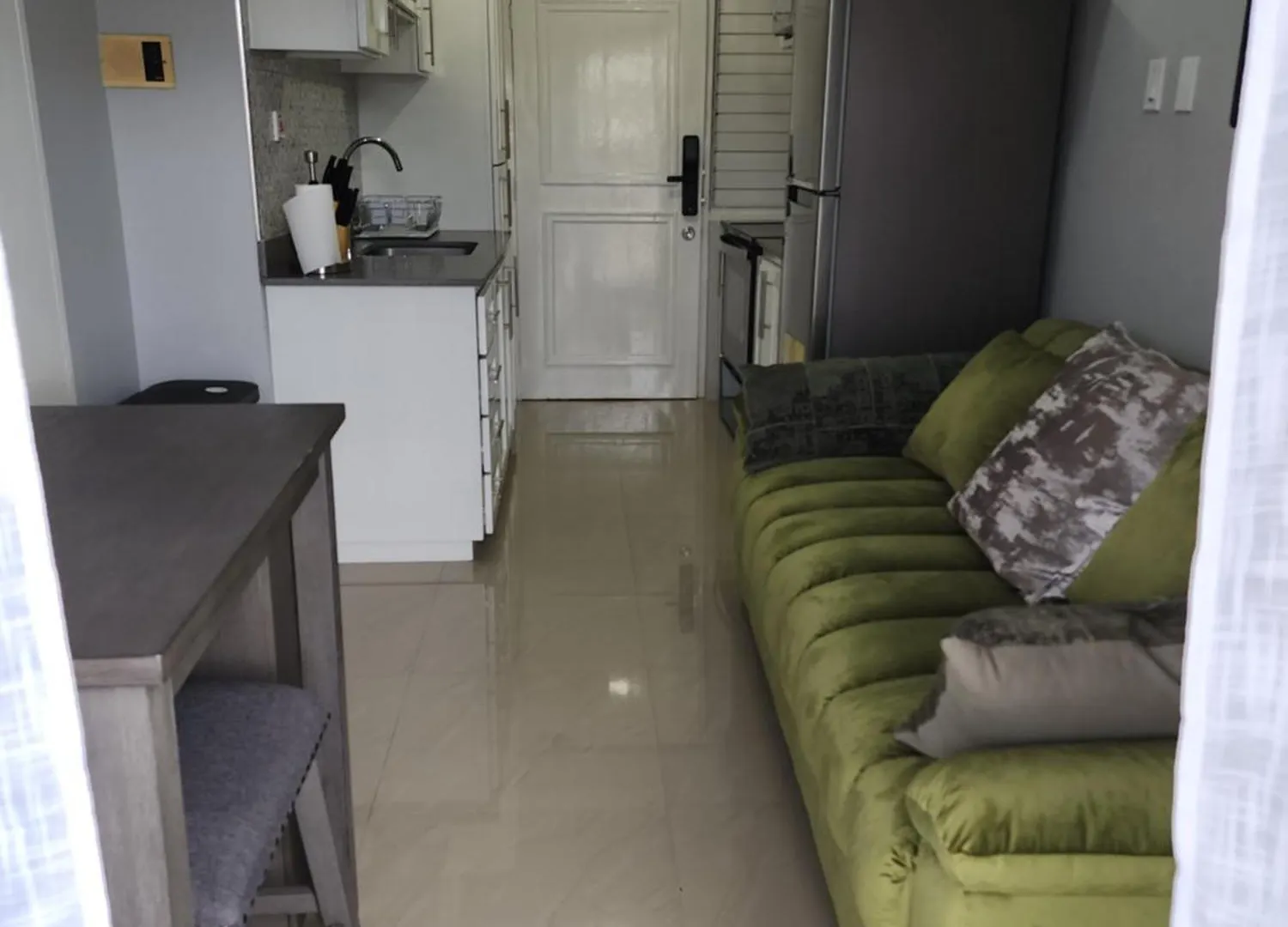Comfy And Cozy Apartment Kingston Jamaica
